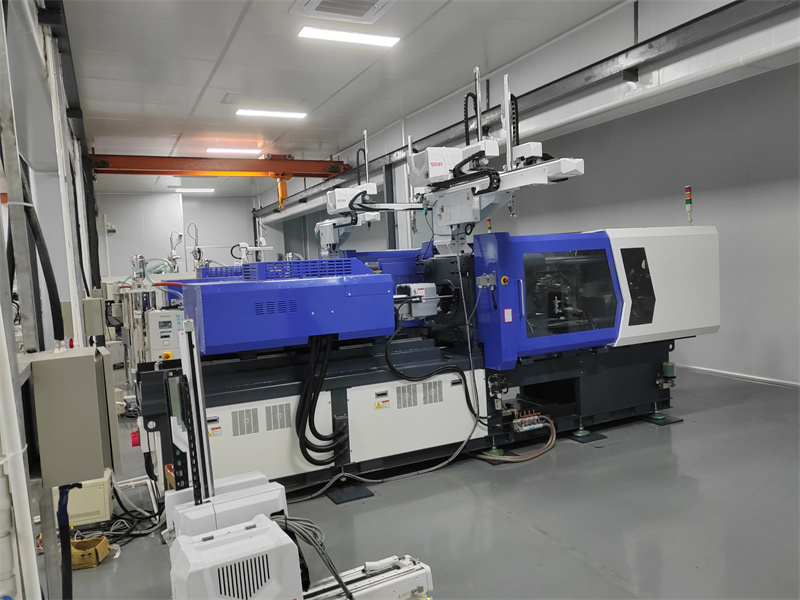 usdt九游会老哥俱乐部视觉模具保护器安装现场 (1)